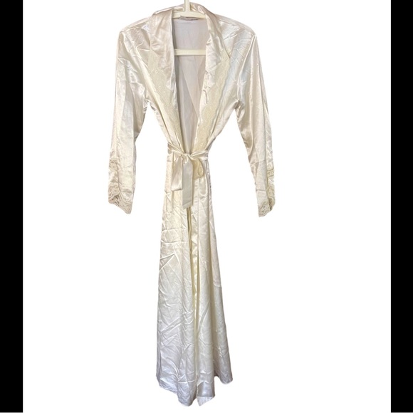 Pierre Cardin Paris Cream White Lace Trimmed Satin‎ Robe S - Picture 1 of 8